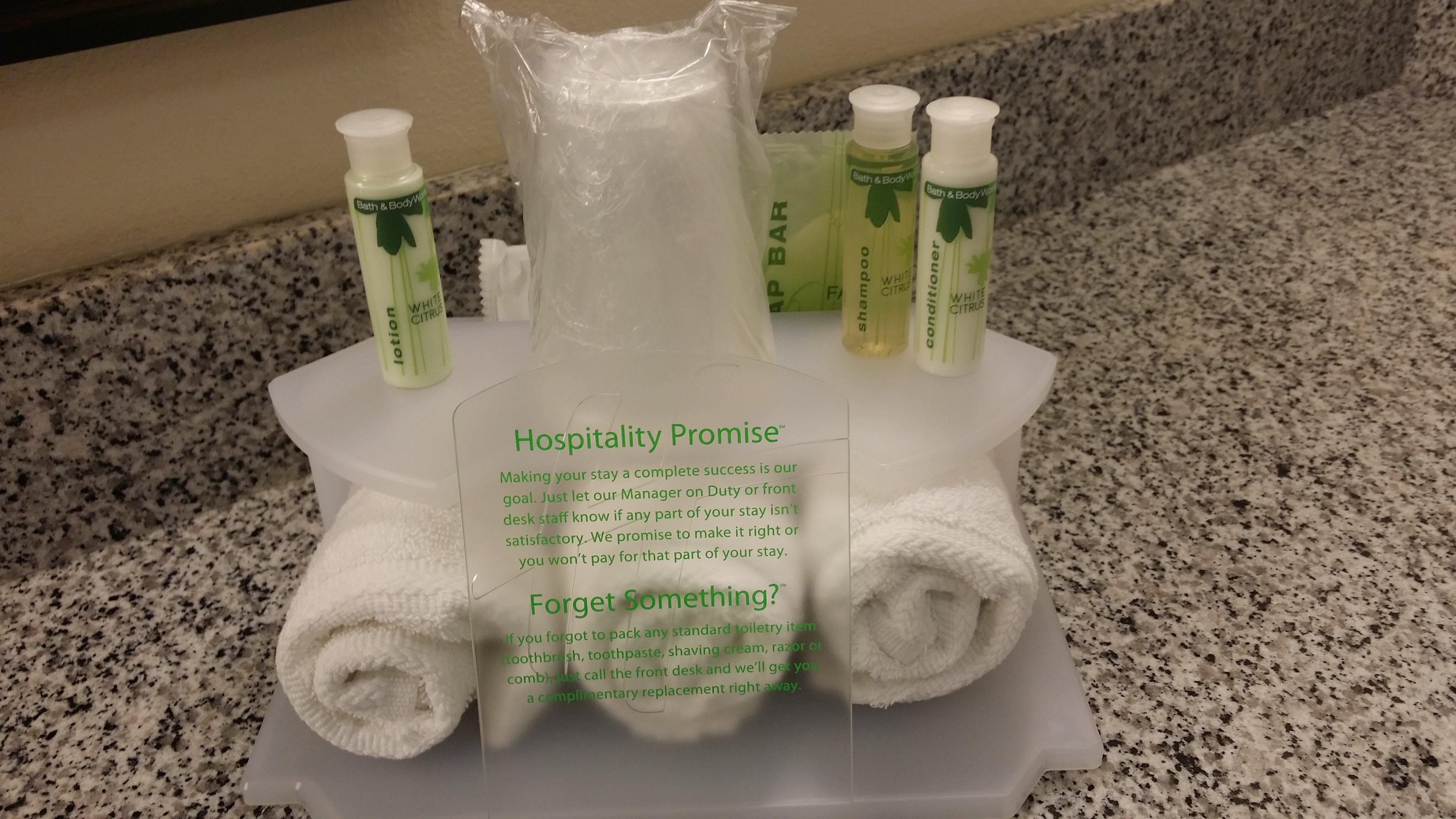 Holiday Inn Express Hotel & Suites York By Ihg Bagian luar foto