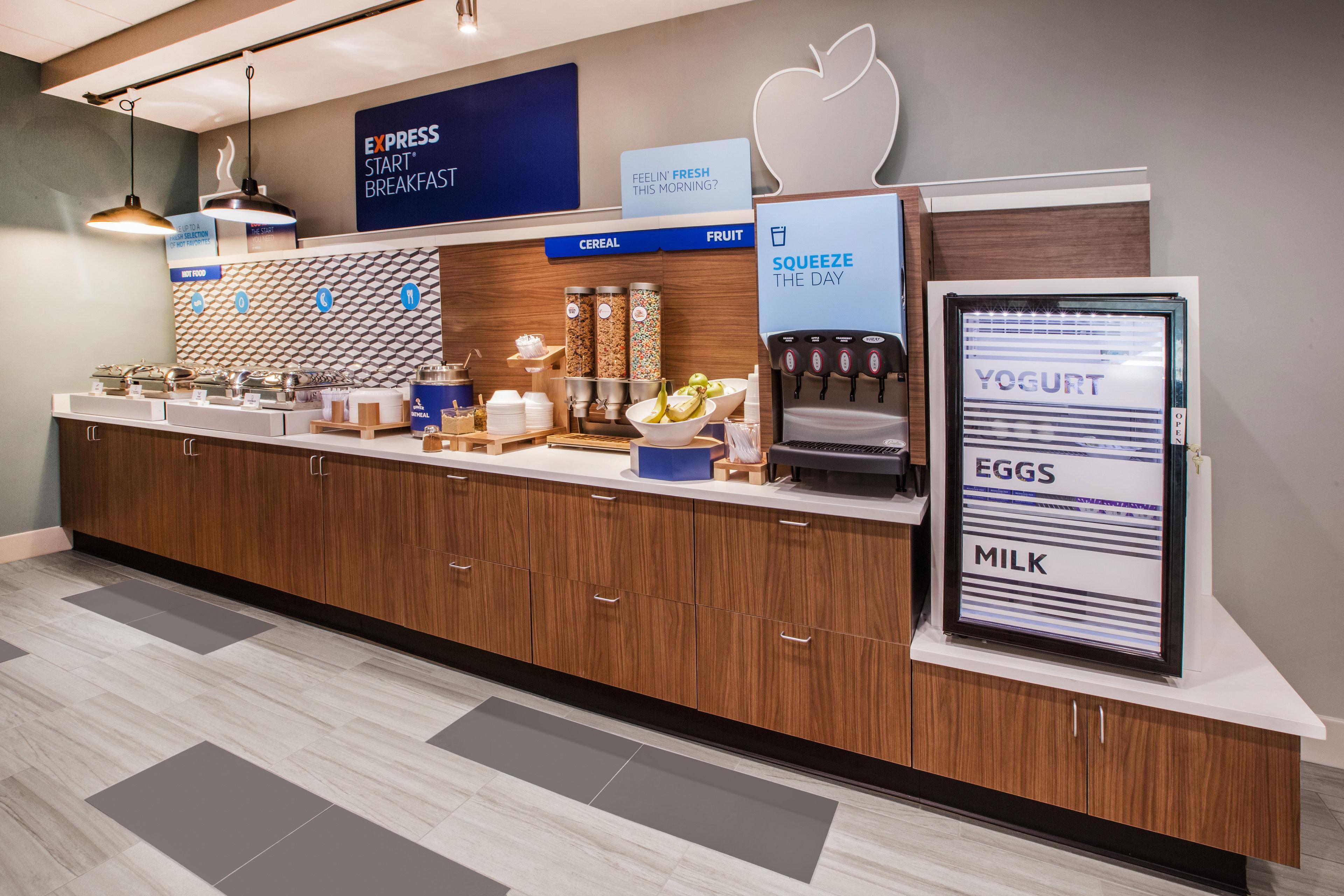 Holiday Inn Express Hotel & Suites York By Ihg Bagian luar foto