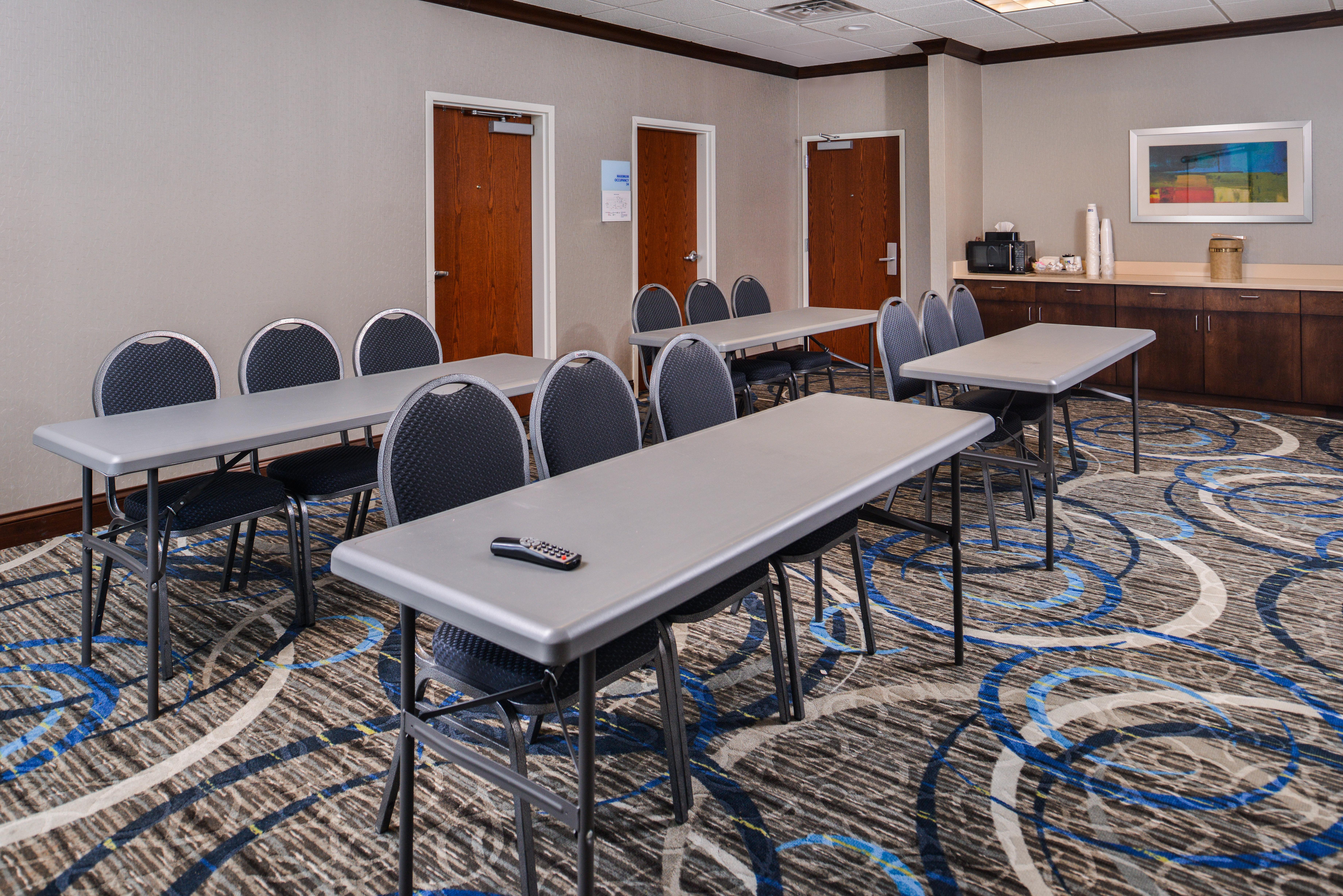 Holiday Inn Express Hotel & Suites York By Ihg Bagian luar foto