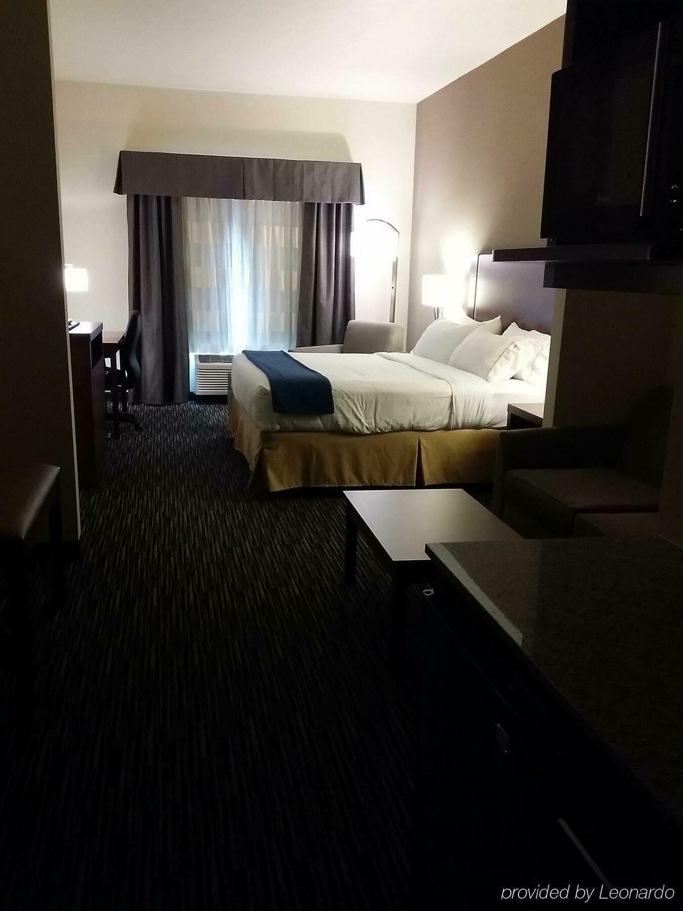 Holiday Inn Express Hotel & Suites York By Ihg Bagian luar foto